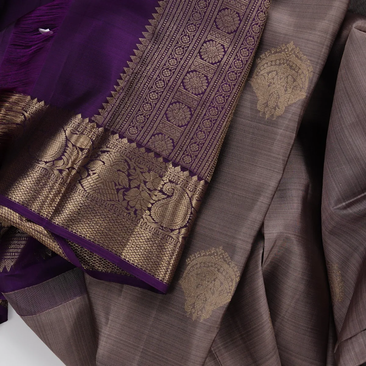 Arani Handloom Silk Saree Putta Stylegold Colour Silk Fast Jari