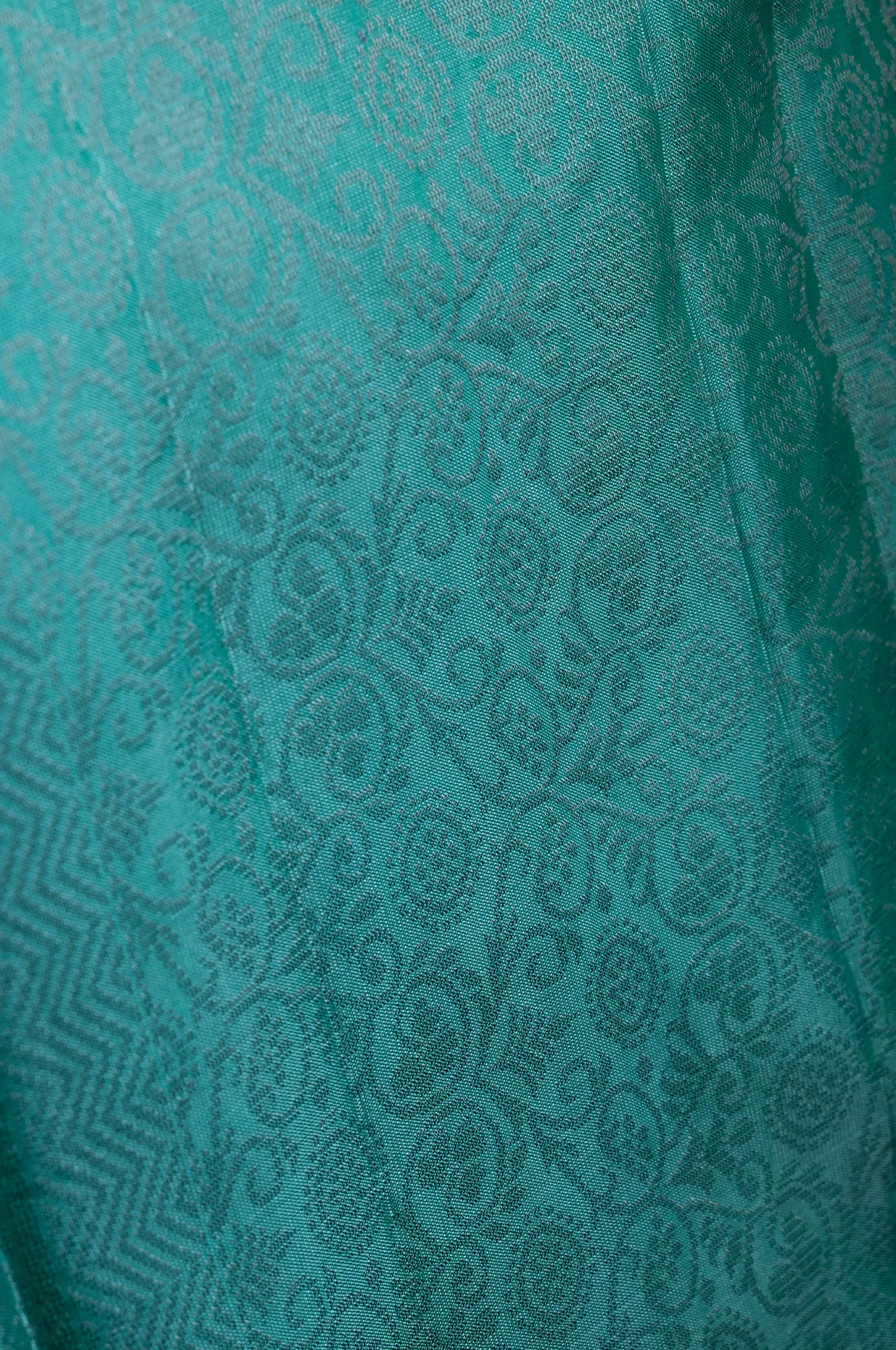 Mayuri Silk Dark Purple With Electric Blue Border